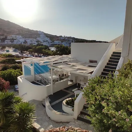 Porto Sikinos 2*