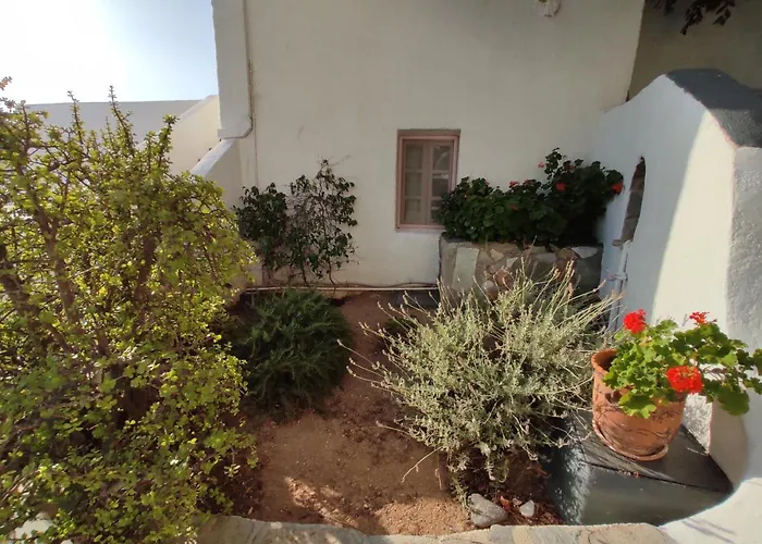 Porto Sikinos 2* Alopronia