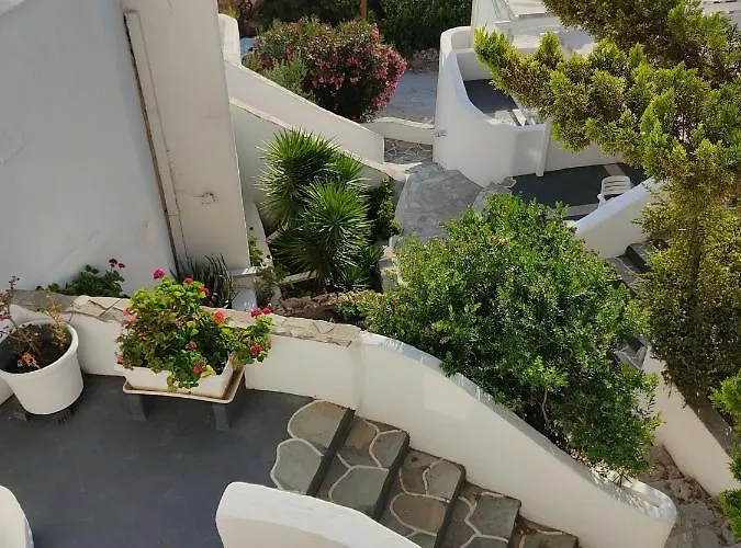 Porto Sikinos Hotell Alopronia