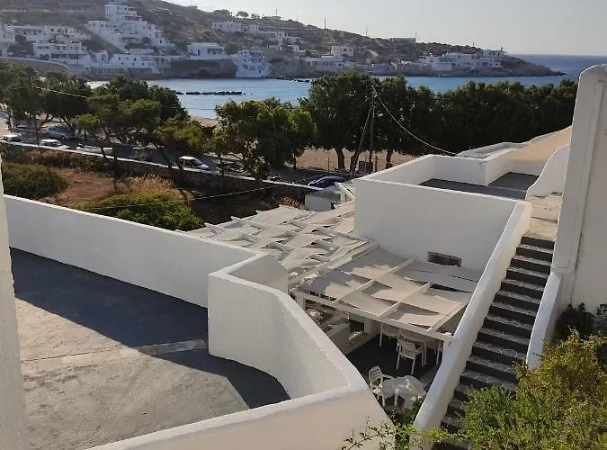 Hotell Porto Sikinos Alopronia