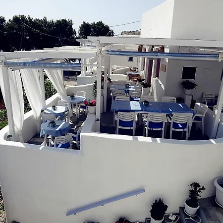Отель Porto Sikinos 2*
