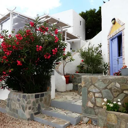 Porto Sikinos Отель 2*