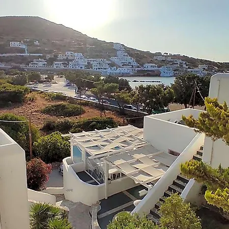 Porto Sikinos Hotel 2*