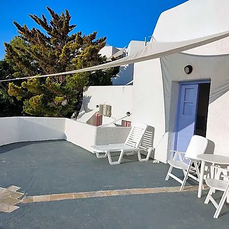 Porto Sikinos Hotel Alopronia