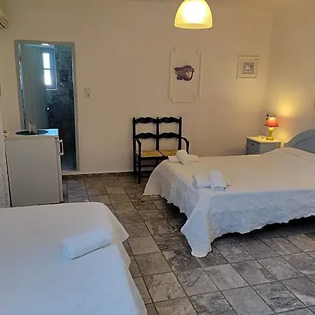Porto Sikinos Hotel Alopronia