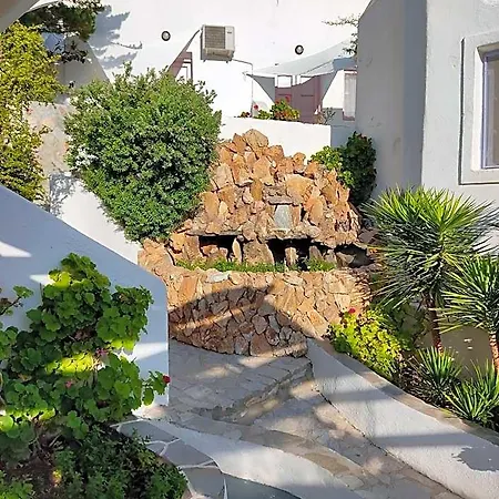 Porto Sikinos Alopronia