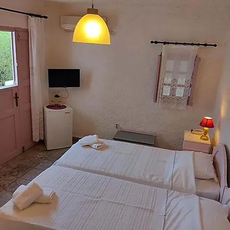 Porto Sikinos 2* Alopronia