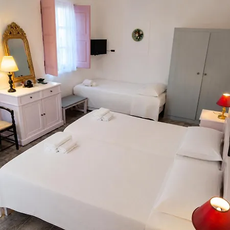 Porto Sikinos Hotel Alopronia