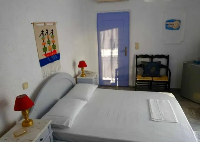 Porto Sikinos Alopronia